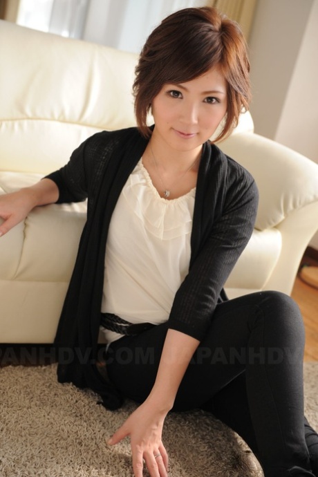 Kaede Oshiro perfect actress photo