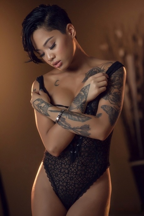 skinny short black hair free sexy pic