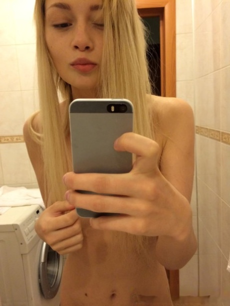 lulu blonde beautiful xxx picture