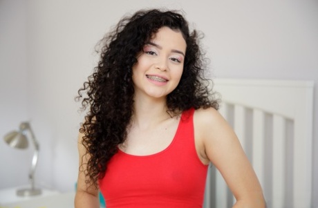 curly hair pregnant teen sexy image